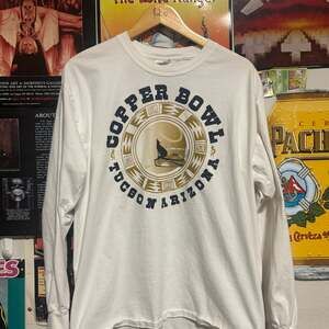 Vintage Copper Bowl Tucson Arizona Long Sleeve T-Shirt White Wolf Design Large